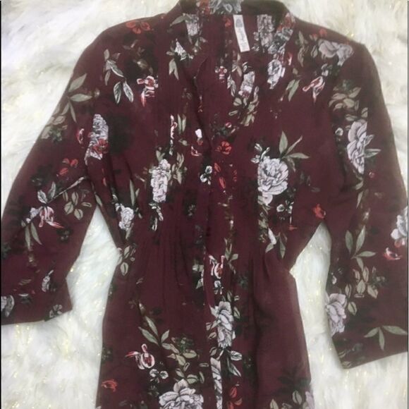 American Rag Tops - American Rag Floral Top  